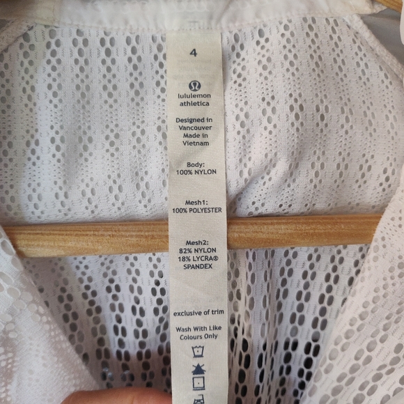 Lululemon jacket - Picture 5 of 8
